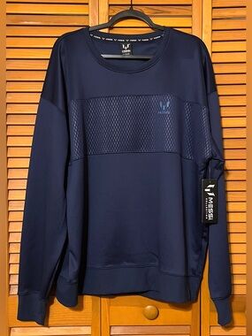 NWT MESSI Collection Men’s Blue Crew Neck Long Sleeve Sweatshirt FIFA Sz XL